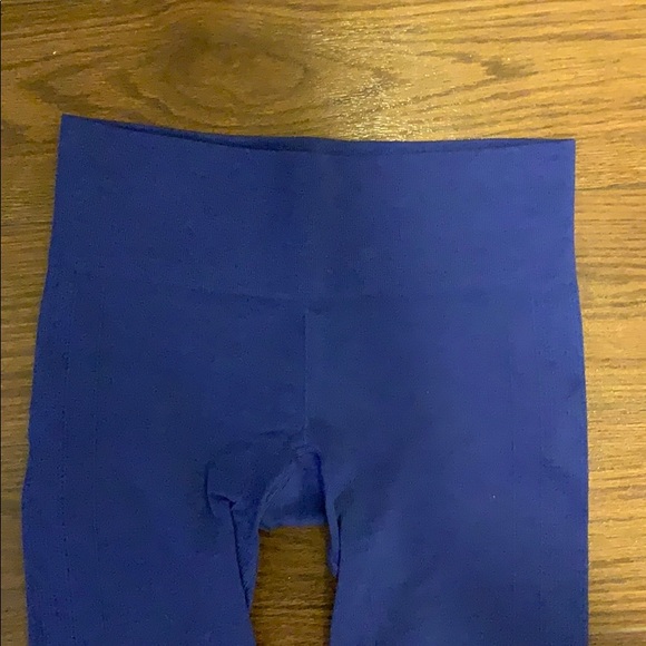 Blue Lululemon leggings - Picture 2 of 5